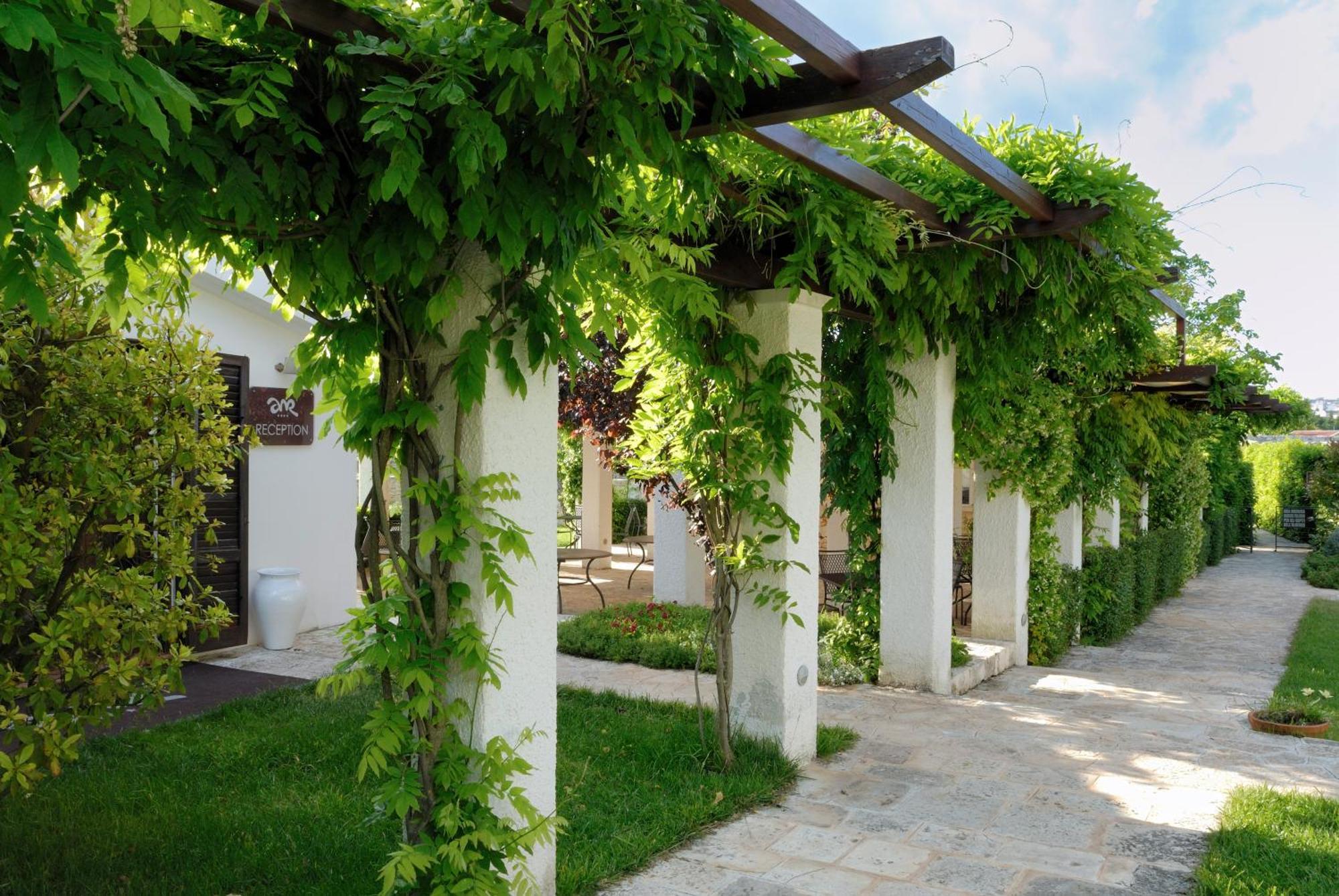 Abate Masseria & Resort Ночи Экстерьер фото